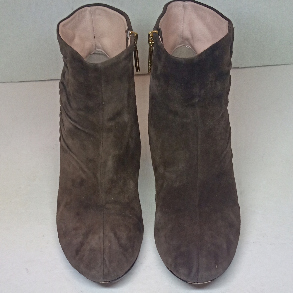 Taryn Rose Dinah Brown Suede Ankle boots 8M